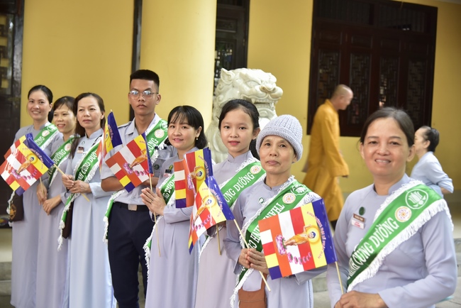 Phật giáo huyện Hóc Môn tổ chức đại lễ Phật đản