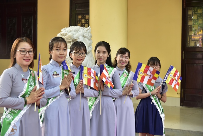 Phật giáo huyện Hóc Môn tổ chức đại lễ Phật đản