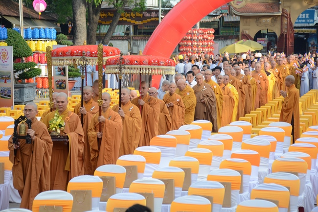 Phật giáo huyện Hóc Môn tổ chức đại lễ Phật đản