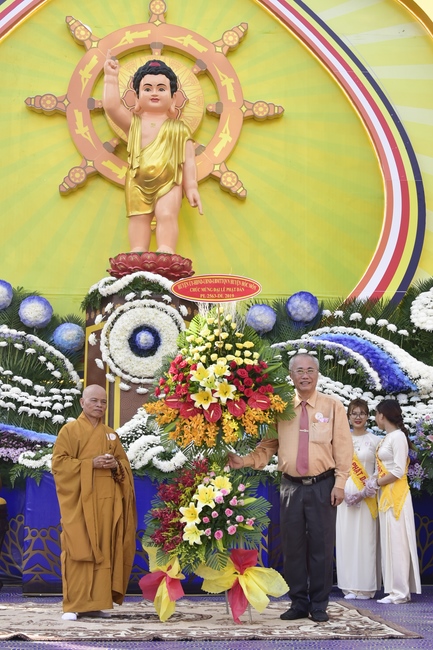 Phật giáo huyện Hóc Môn tổ chức đại lễ Phật đản