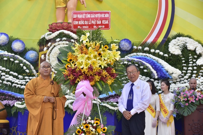 Phật giáo huyện Hóc Môn tổ chức đại lễ Phật đản