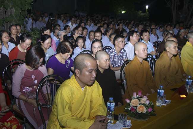Celebrating the great ceremony of the Buddha’s Birthday at Tieu Dao Pagoda