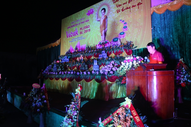 Celebrating the great ceremony of the Buddha’s Birthday at Tieu Dao Pagoda