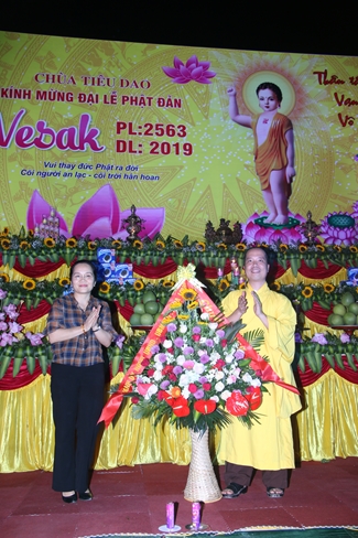Celebrating the great ceremony of the Buddha’s Birthday at Tieu Dao Pagoda