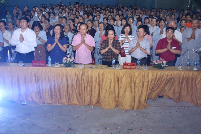 Celebrating the great ceremony of the Buddha’s Birthday at Tieu Dao Pagoda