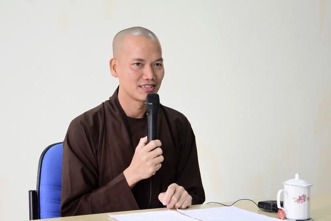 Buổi nói chuyện tại Công ty TNHH CN Cao Su Chính Tân Việt Nam