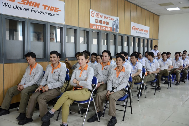 Buổi nói chuyện tại Công ty TNHH CN Cao Su Chính Tân Việt Nam