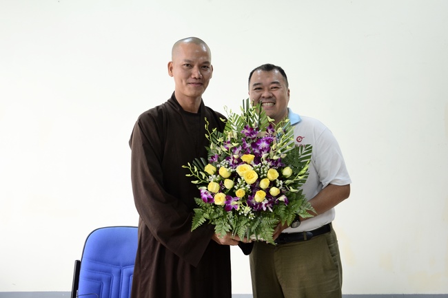 Buổi nói chuyện tại Công ty TNHH CN Cao Su Chính Tân Việt Nam