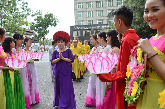 Releasing creatures on Hau river