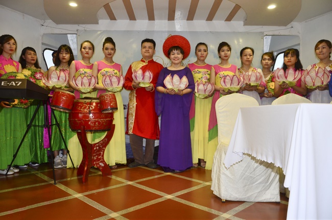 Releasing creatures on Hau river