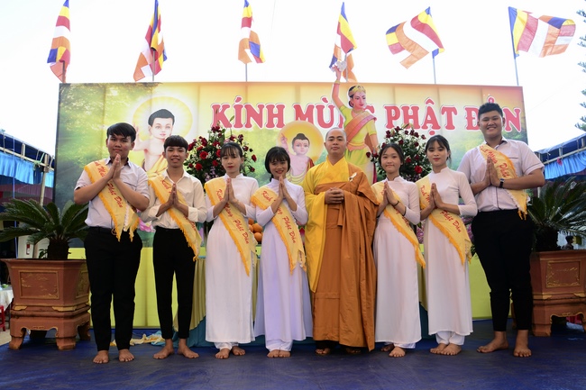 Sharing Dharma at Phap Vien Pagoda in Dak Nong