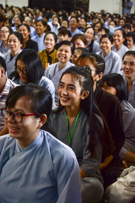 Impressive Vesak Ceremony at Hoang Phap temple
