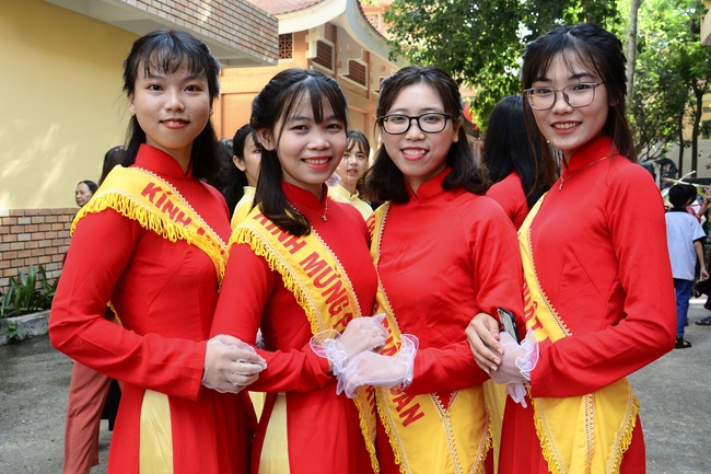 Impressive Vesak Ceremony at Hoang Phap temple