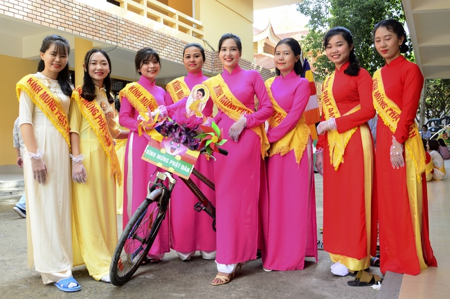 Impressive Vesak Ceremony at Hoang Phap temple