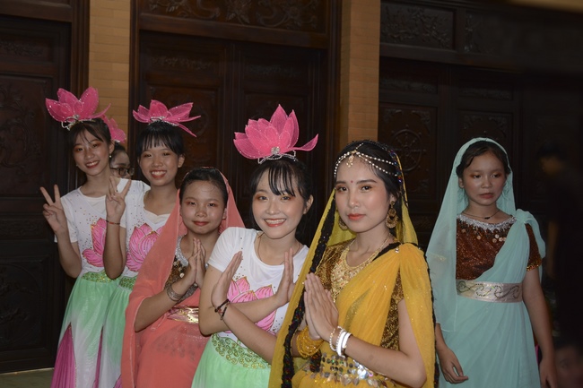 The Music Night Celebrates the Buddha's birth