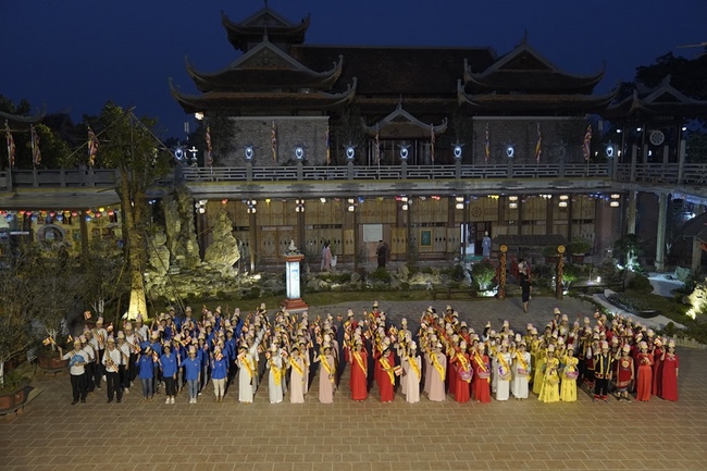 Sowing conditions of leaving-home on the Buddha's birthday season 2019