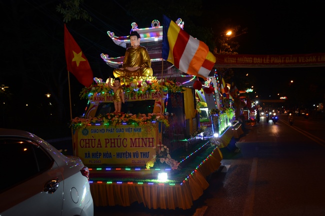 Vesak ceremony at Tay Khanh pagoda, Thai Binh province