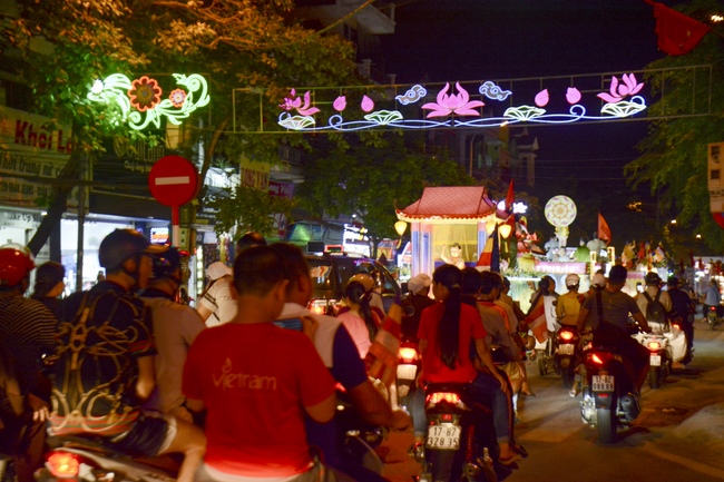 Vesak ceremony at Tay Khanh pagoda, Thai Binh province