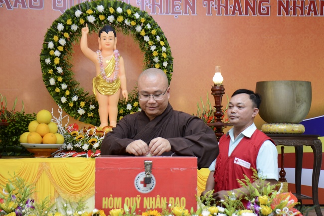 Vesak ceremony at Tay Khanh pagoda, Thai Binh province