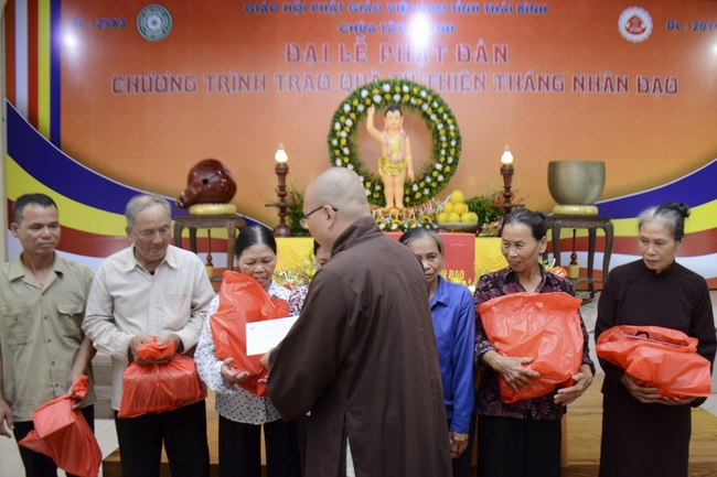 Vesak ceremony at Tay Khanh pagoda, Thai Binh province