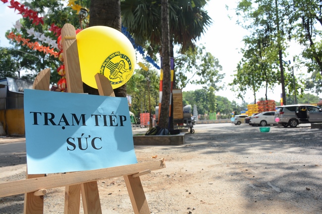 Trường Tuệ Đức sinh hoạt ngoại khóa tại chùa Hoằng Pháp