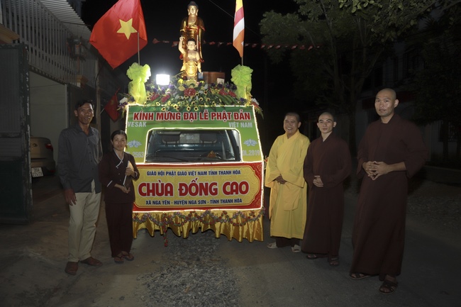 Chùa Đống Cao thăm vườn Lâm-tỳ-ni tư gia Phật tử