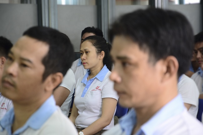 Tiếp tục nói chuyện tại Công ty TNHH CN Cao Su Chính Tân Việt Nam