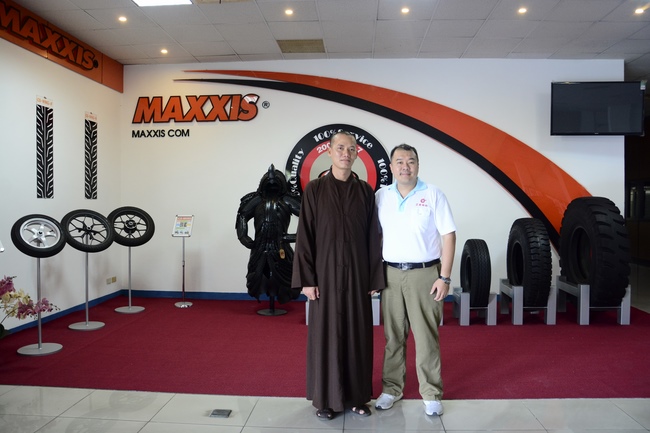 Tiếp tục nói chuyện tại Công ty TNHH CN Cao Su Chính Tân Việt Nam