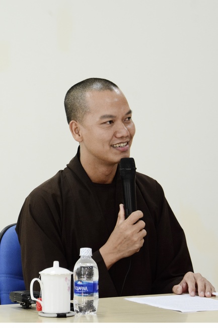 Tiếp tục nói chuyện tại Công ty TNHH CN Cao Su Chính Tân Việt Nam