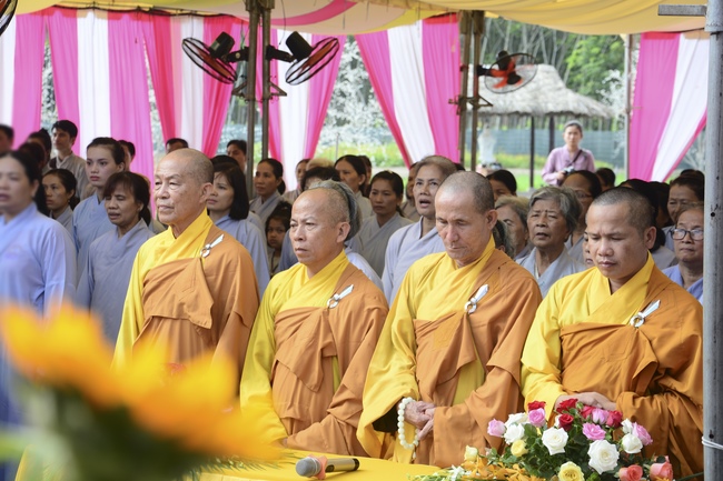 The Buddha's Birthday Great Ceremony at Tay Phap Pagoda