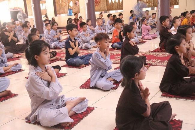 The playground “Sowing of Viet Lotus Seeds” at Hoa Phuc Pagoda