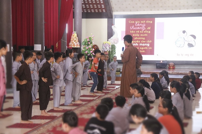 The playground “Sowing of Viet Lotus Seeds” at Hoa Phuc Pagoda
