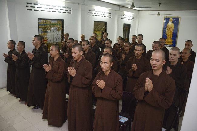 Khai giảng khóa học Anh văn chùa Hoằng Pháp