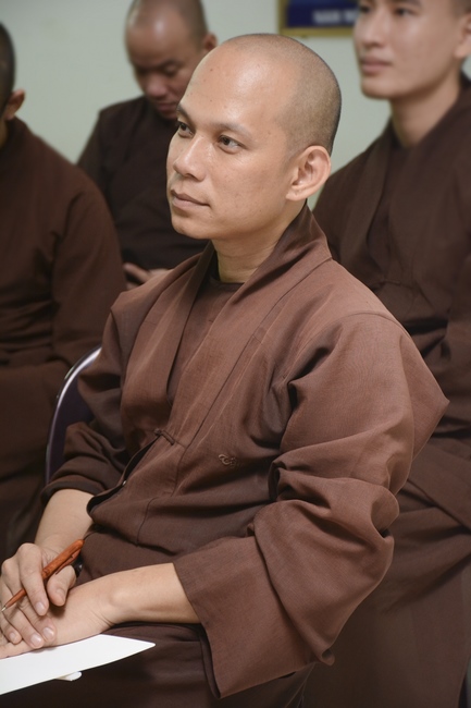 Khai giảng khóa học Anh văn chùa Hoằng Pháp