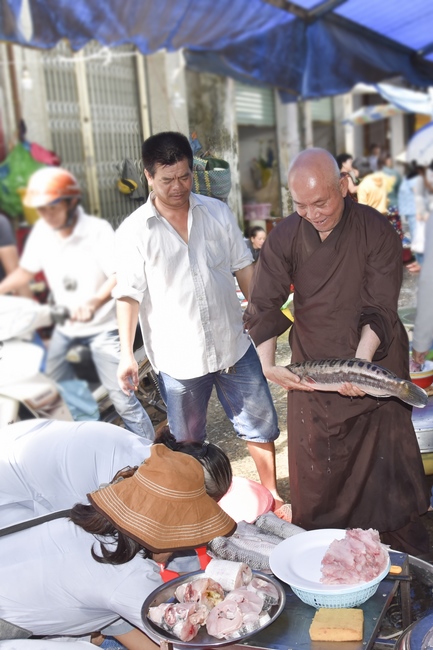 Freeing creatures in Can Tho