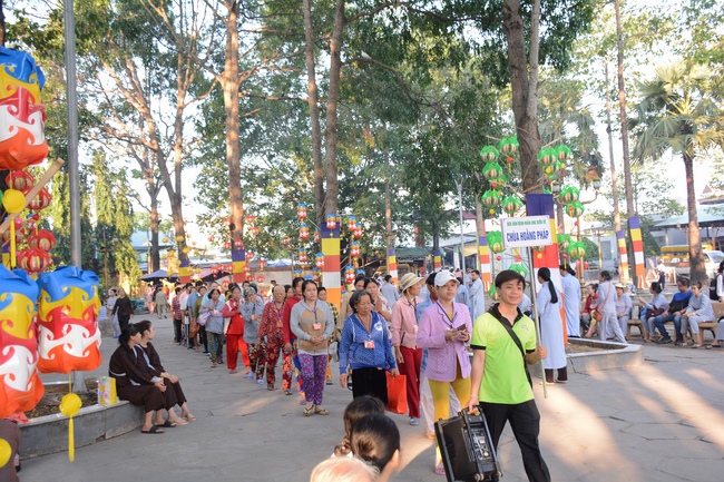 Tu niệm Phật một ngày