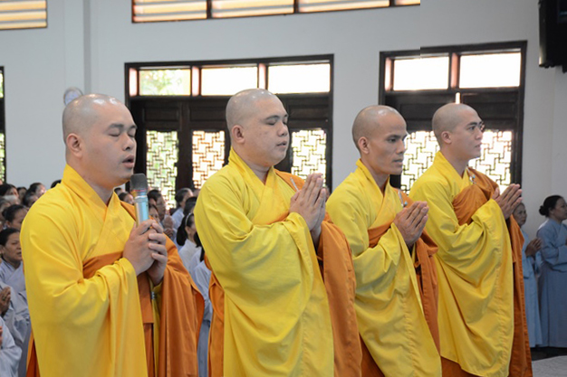 Tu niệm Phật một ngày