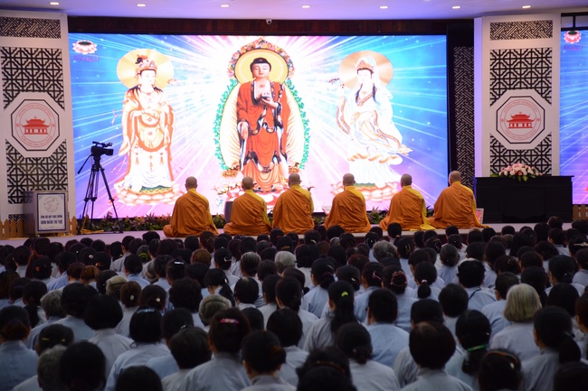 Tu niệm Phật một ngày