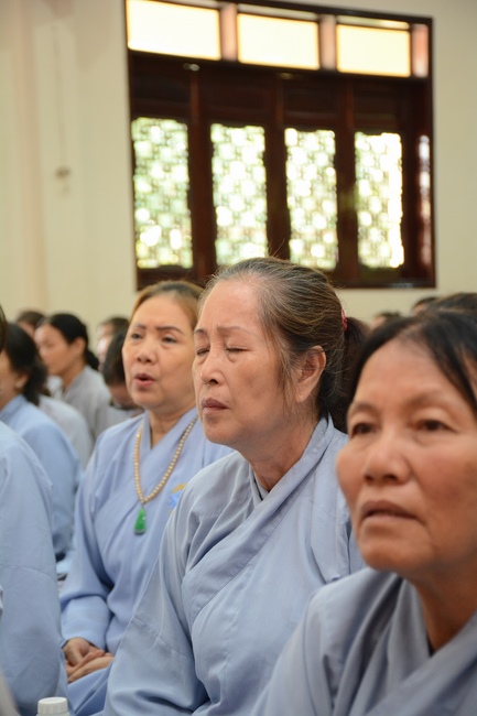 Tu niệm Phật một ngày