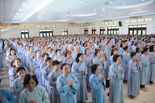 Tu niệm Phật một ngày