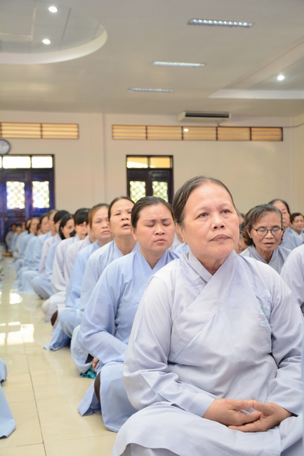 Tu niệm Phật một ngày