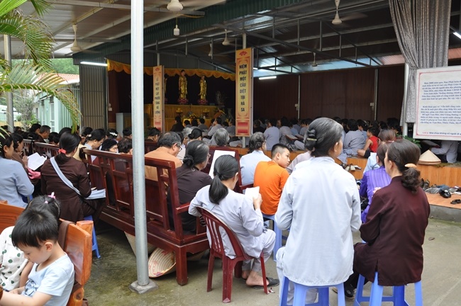 The comfortable retreat at Tieu Dao pagoda - Quang Ninh