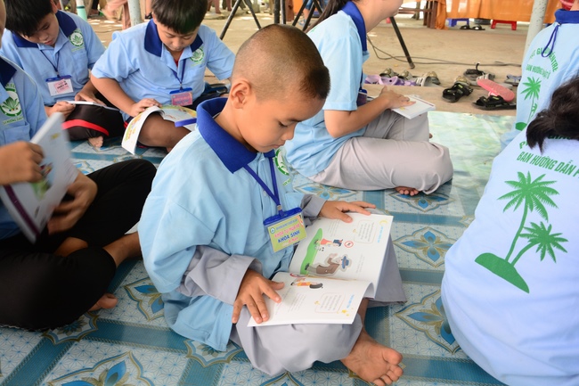 Chia sẻ Phật pháp tại Bến Tre