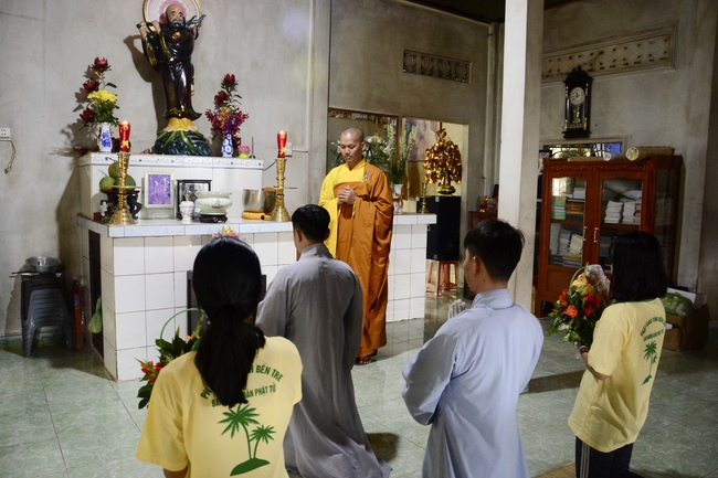 Chia sẻ Phật pháp tại Bến Tre