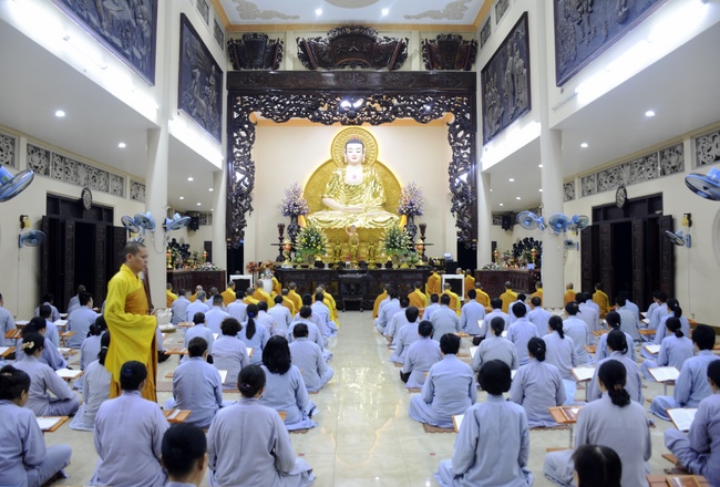 Quý Thầy chùa Hoằng Pháp an cư tập trung