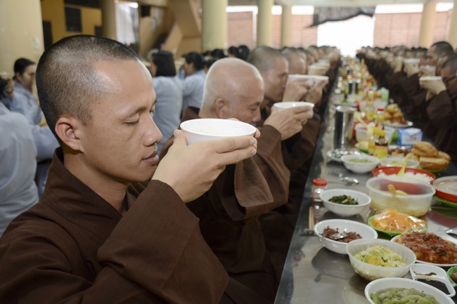 Quý Thầy chùa Hoằng Pháp an cư tập trung
