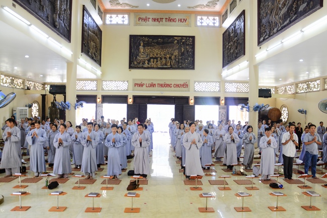 Quý Thầy chùa Hoằng Pháp an cư tập trung