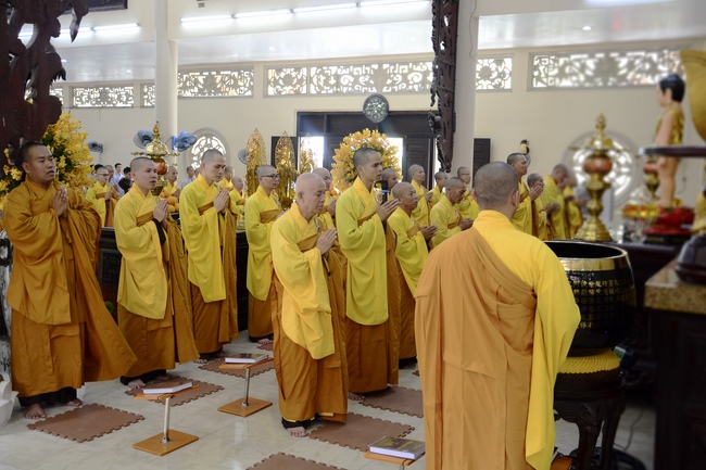 Quý Thầy chùa Hoằng Pháp an cư tập trung