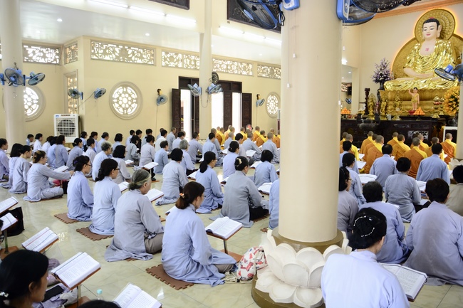 Quý Thầy chùa Hoằng Pháp an cư tập trung