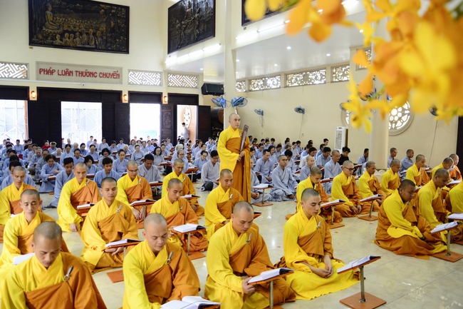 Quý Thầy chùa Hoằng Pháp an cư tập trung